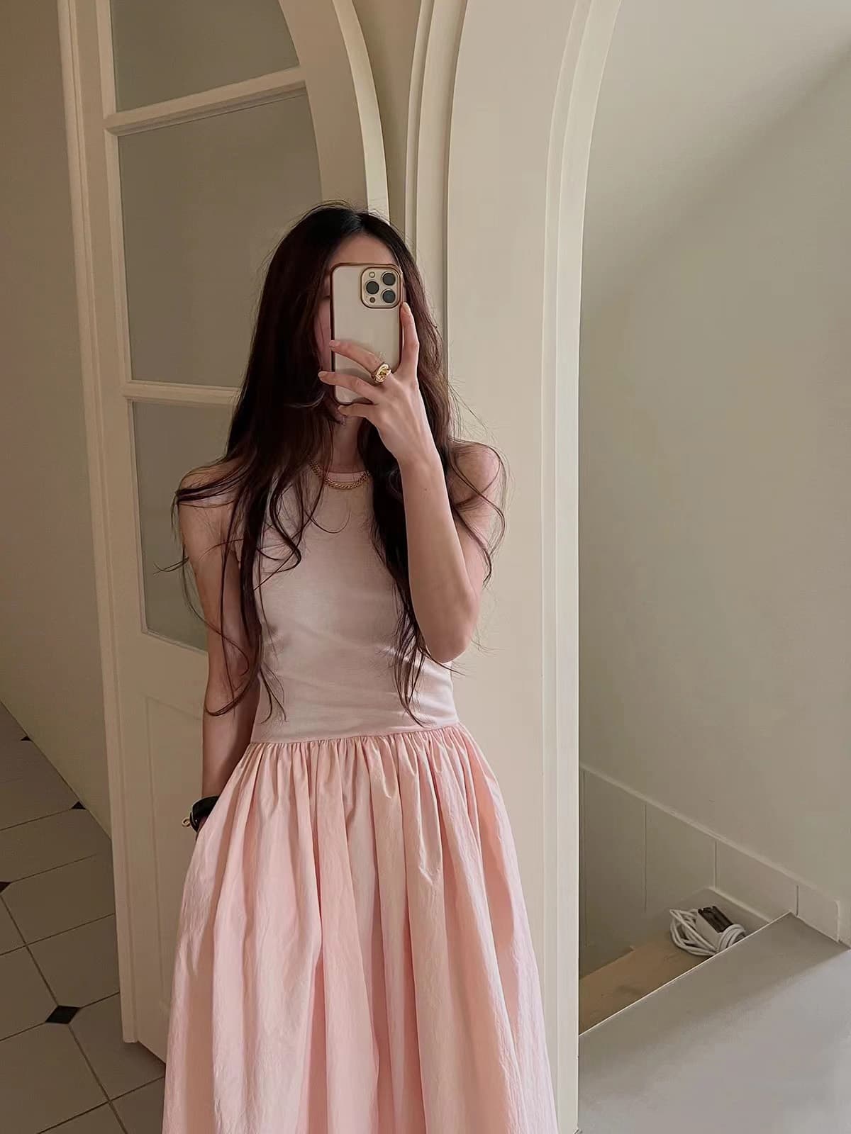 플레어 라인 무소매 원피스 상세 이미지 18