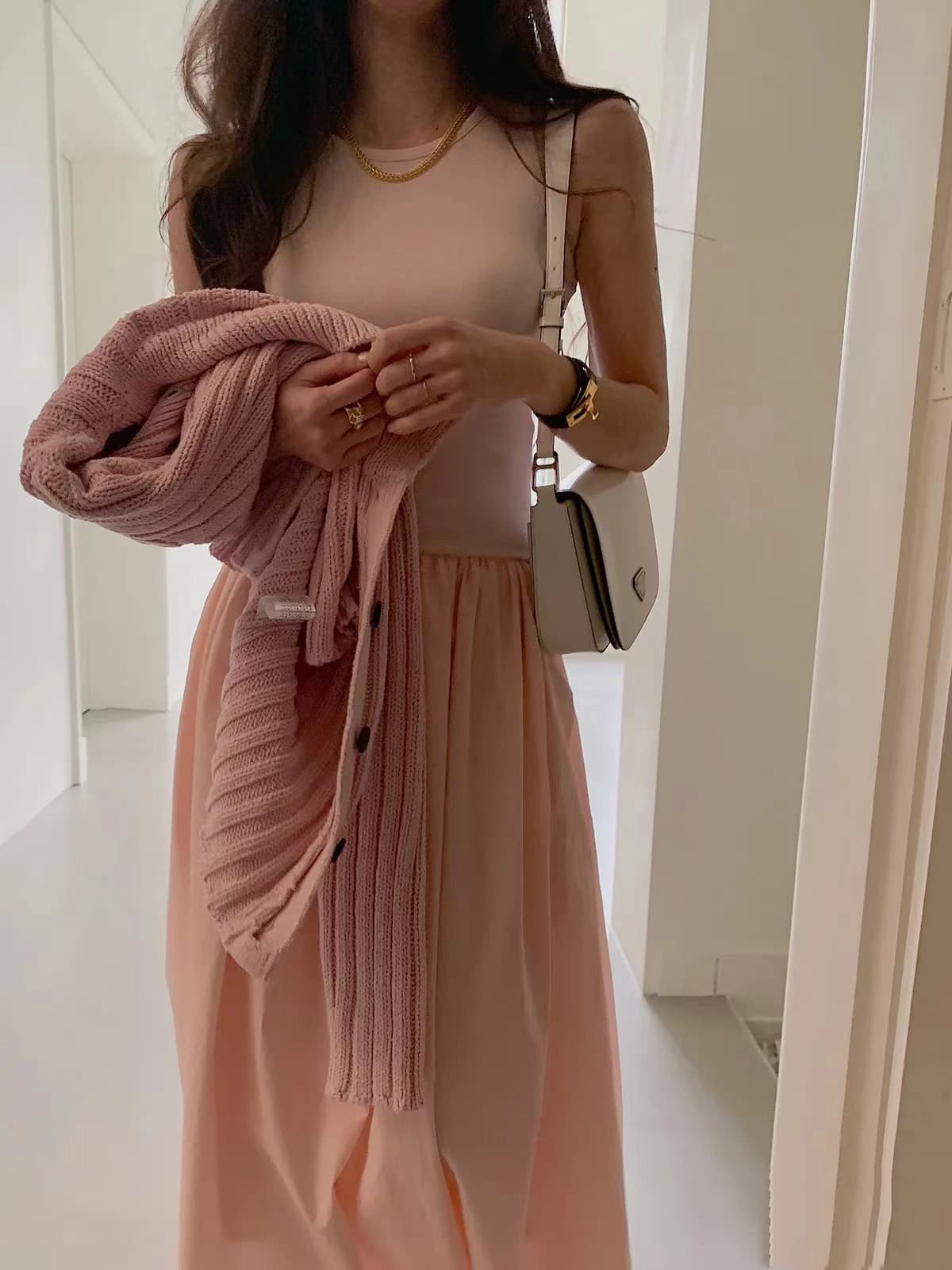 플레어 라인 무소매 원피스 상세 이미지 19
