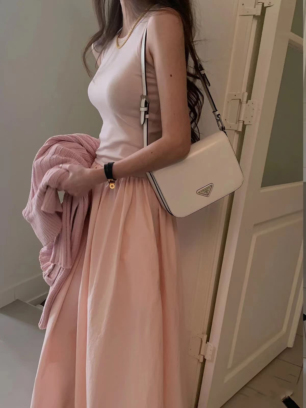 플레어 라인 무소매 원피스 상세 이미지 20