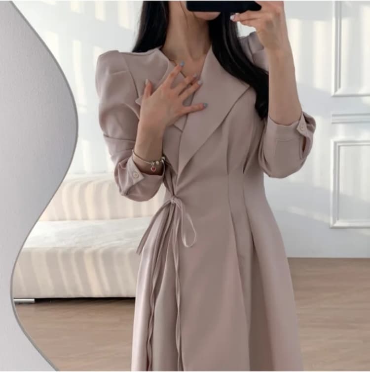 교차 끈 디테일 테일러드 칼라 미디 원피스 상세 이미지 20