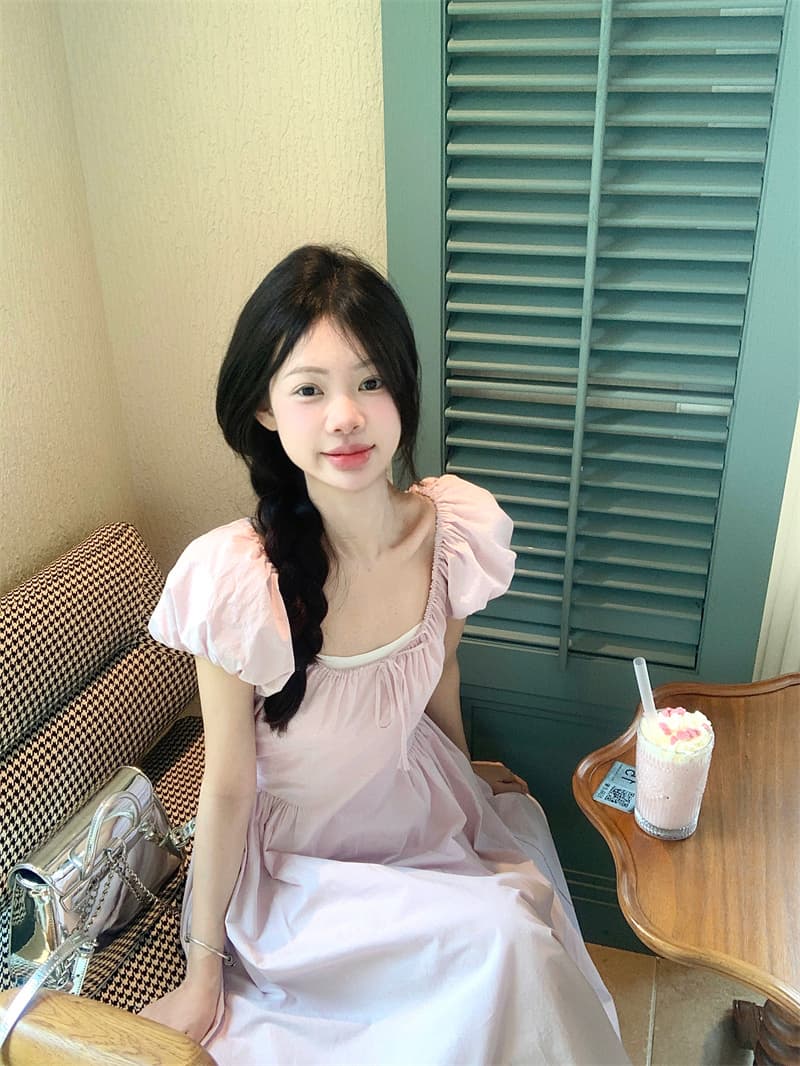라벤더 퍼플 퍼프소매 허리라인 미디 원피스 상세 이미지 7