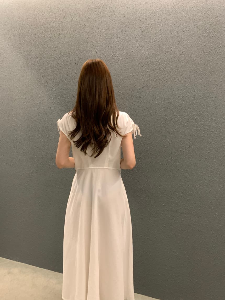 프렌치 무드 V넥 민소매 원피스 상세 이미지 4