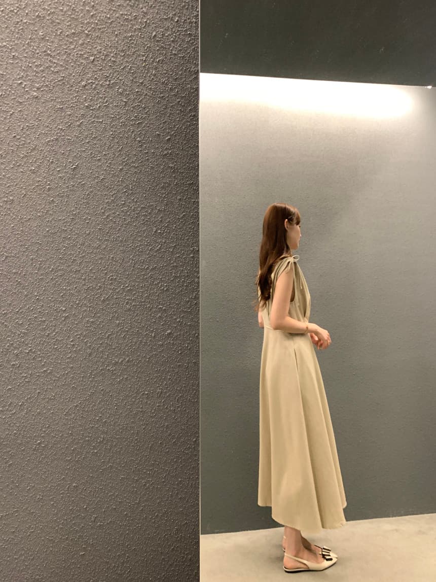프렌치 무드 V넥 민소매 원피스 상세 이미지 18