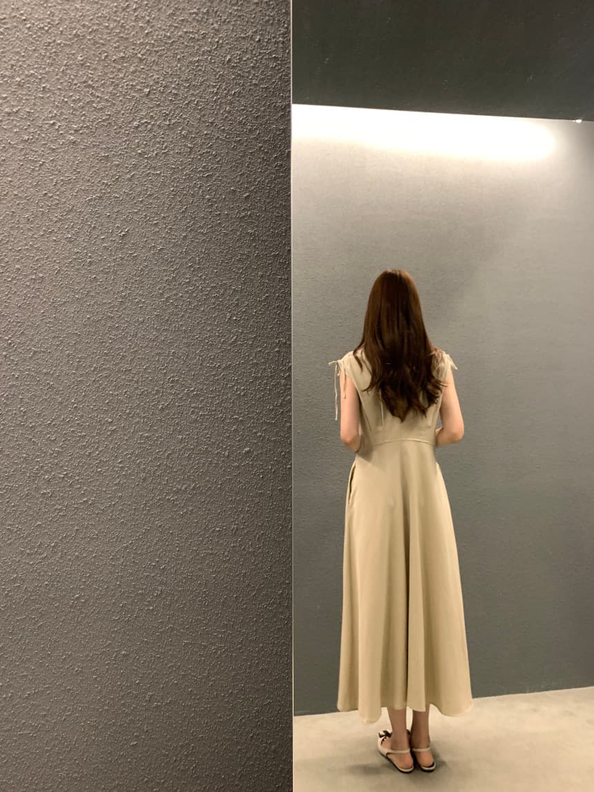 프렌치 무드 V넥 민소매 원피스 상세 이미지 19