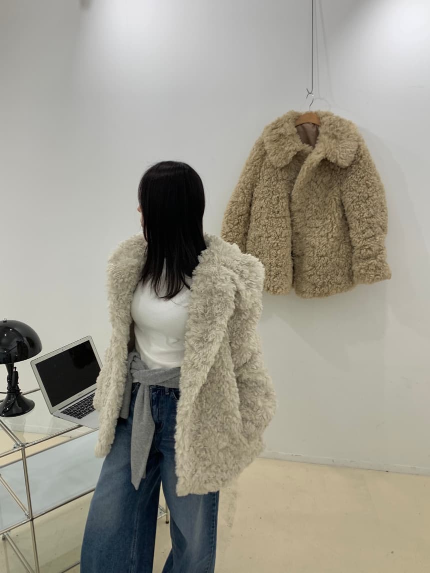 컬리 퍼 가디닝 자켓 상세 이미지 34