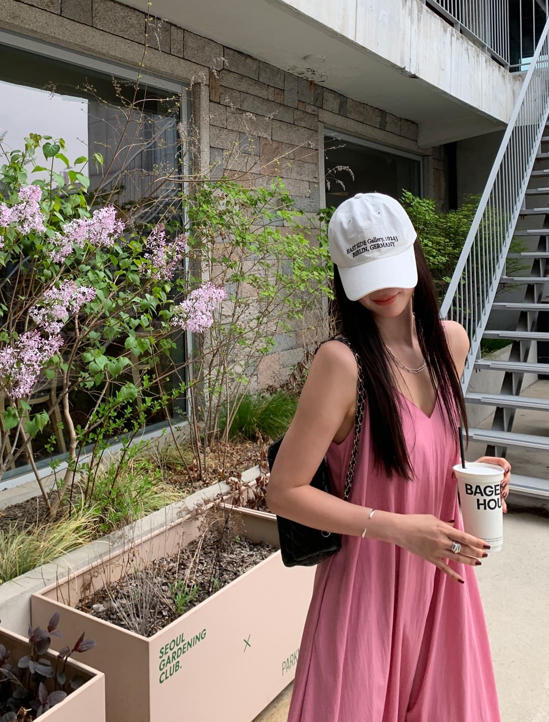 V넥 백오픈 슬리브리스 원피스 상세 이미지 18