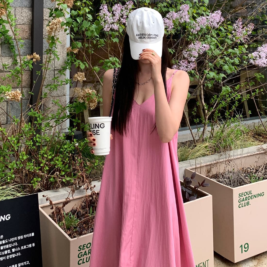 V넥 백오픈 슬리브리스 원피스 상세 이미지 22