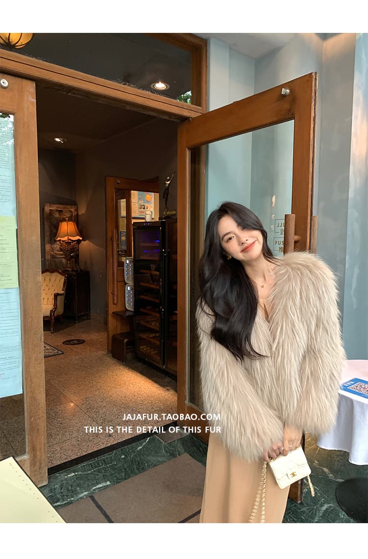 폴드 칼라 모피 아우터 상세 이미지 8