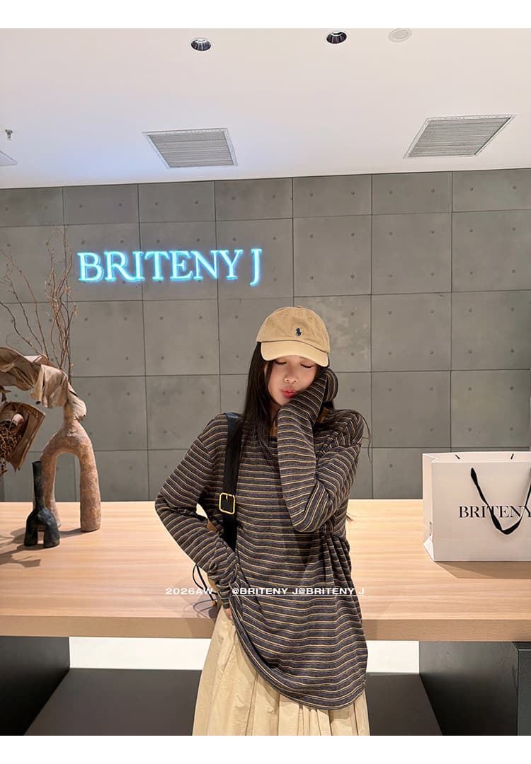 스트라이프 배색 헨리넥 긴소매 티셔츠 상세 이미지 31