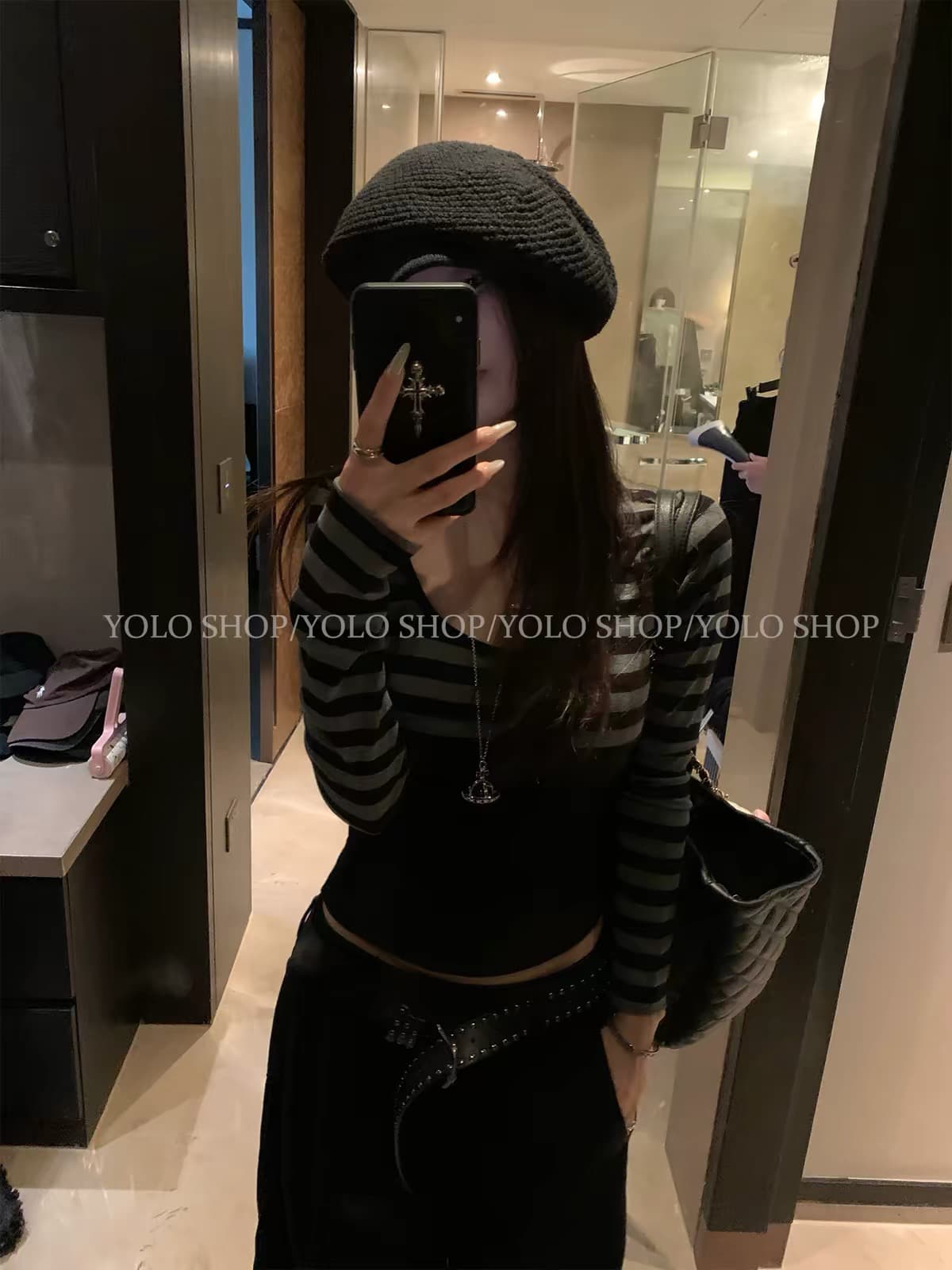 스트라이프 라운드넥 크롭 가디건 세트 상세 이미지 1