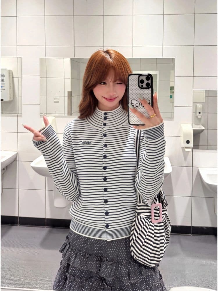 레트로 스트라이프 폴드 칼라 가디건 상세 이미지 4