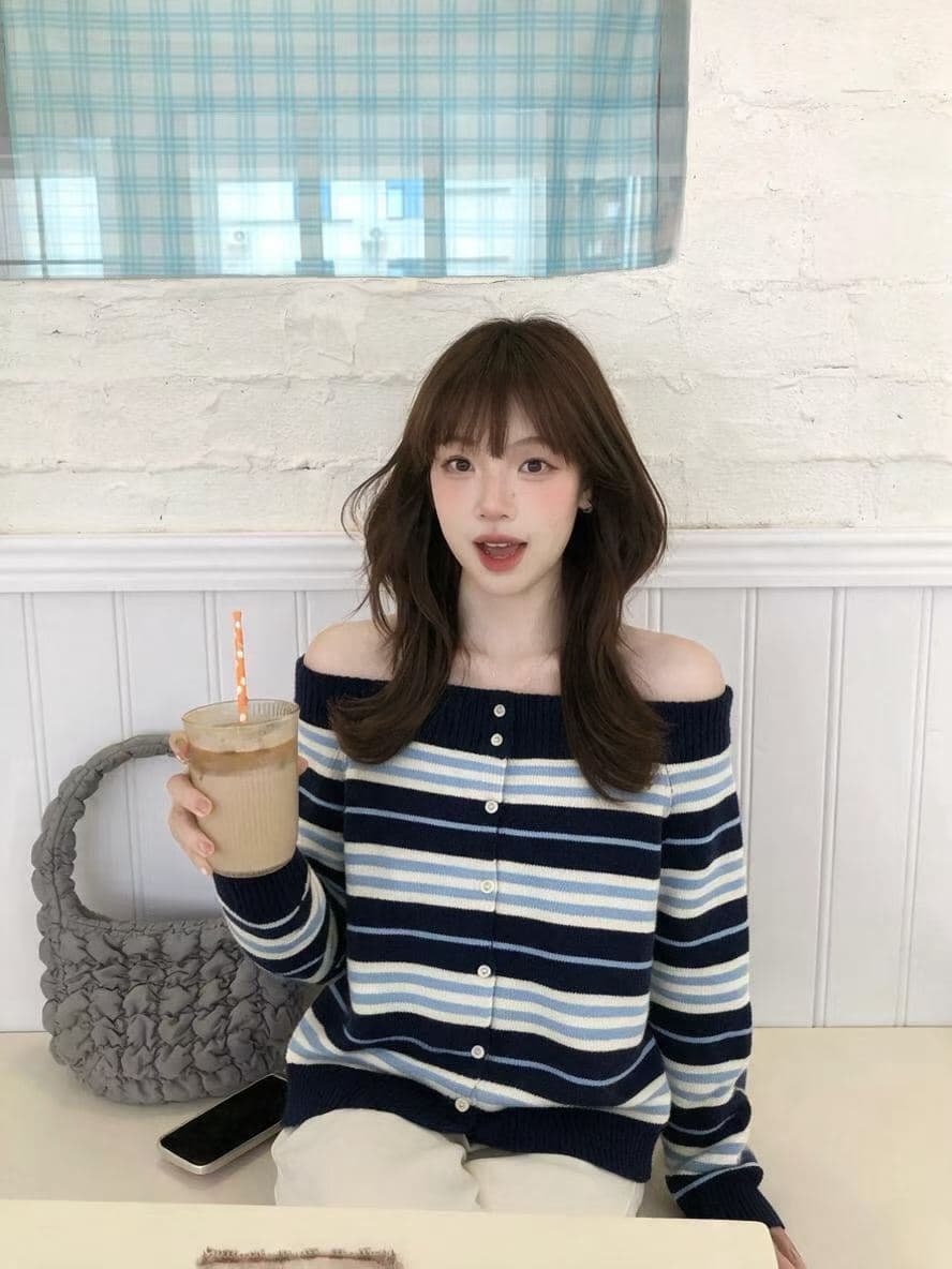 레트로 배색 오프숄더 스트라이프 가디건 상세 이미지 1