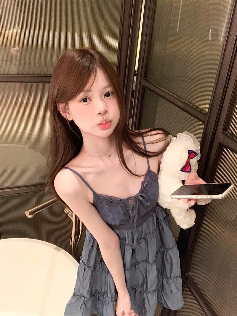 프렌치 레이스 V넥 슬리브리스 나이트드레스 상세 이미지 2