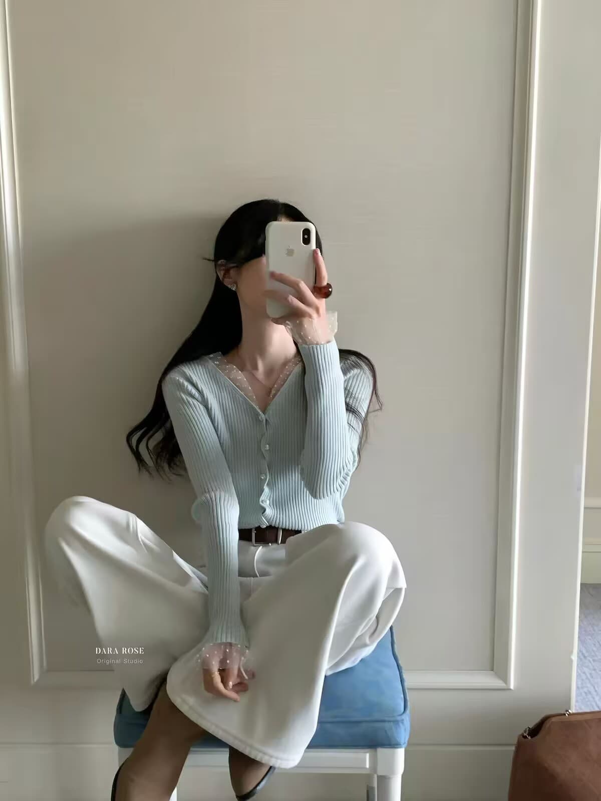 레이스 스플라이싱 V넥 가디건 (5color) 상세 이미지 3