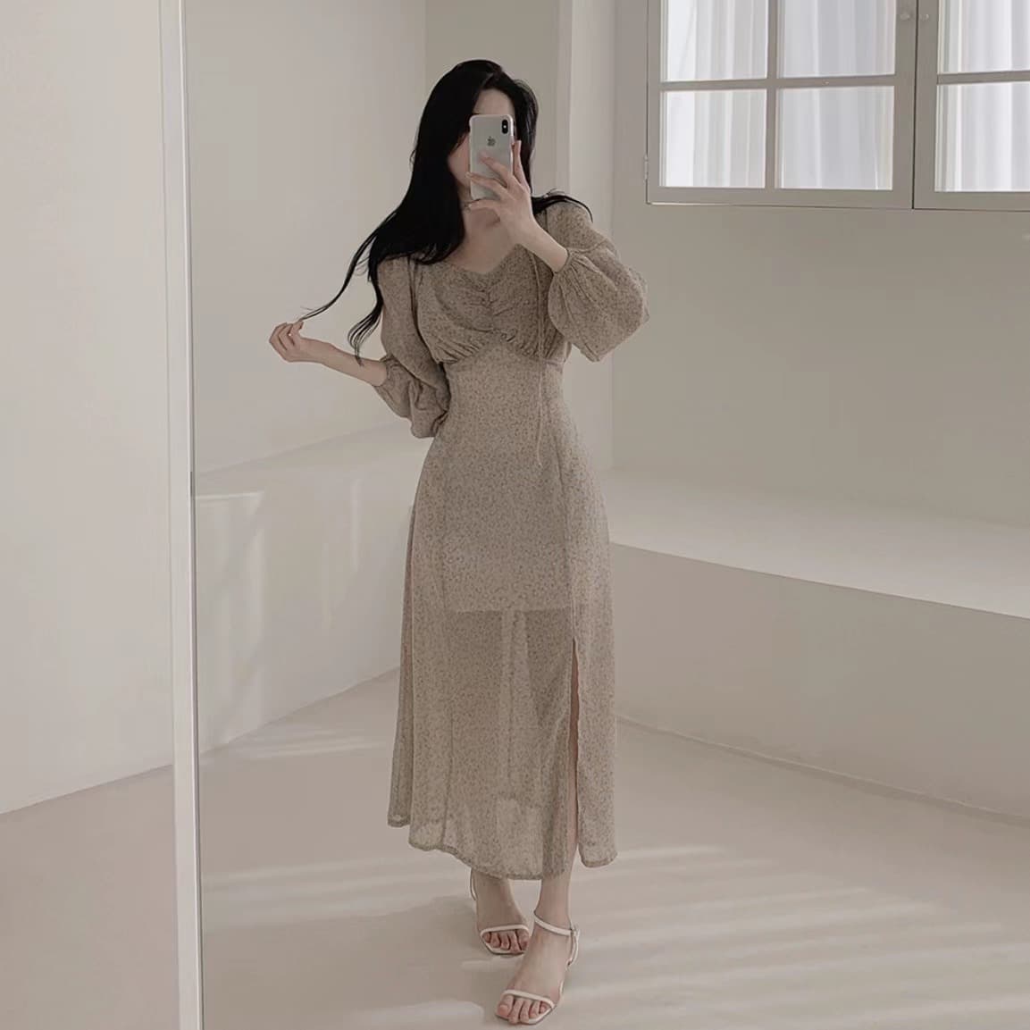 오프숄더 퍼프소매 플라워 롱 원피스 상세 이미지 8