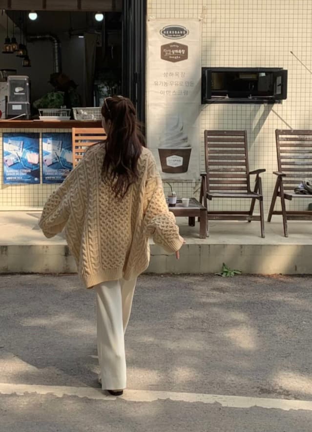 꽈배기 루즈핏 니트 상세 이미지 8