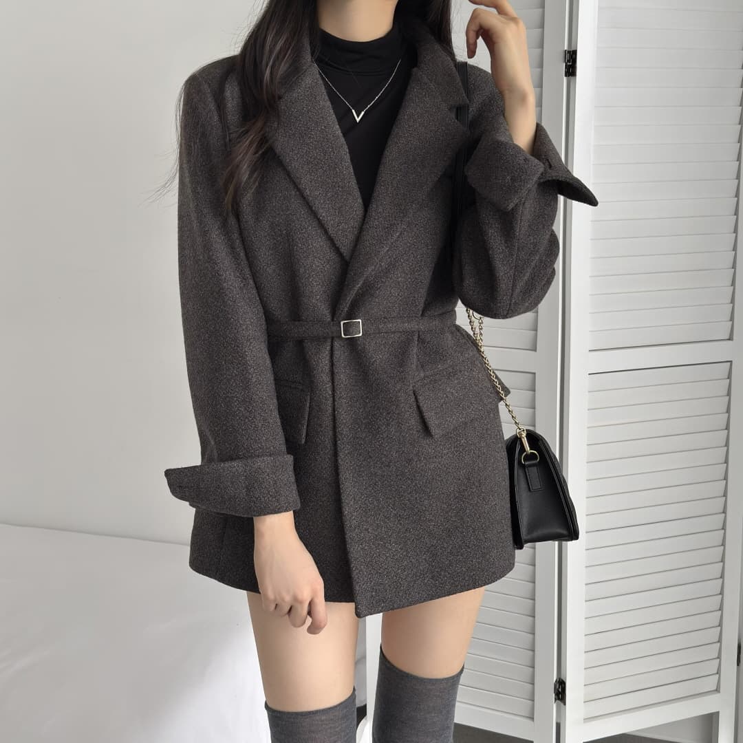 폴드 칼라 허리 셔링 울 코트 상세 이미지 5