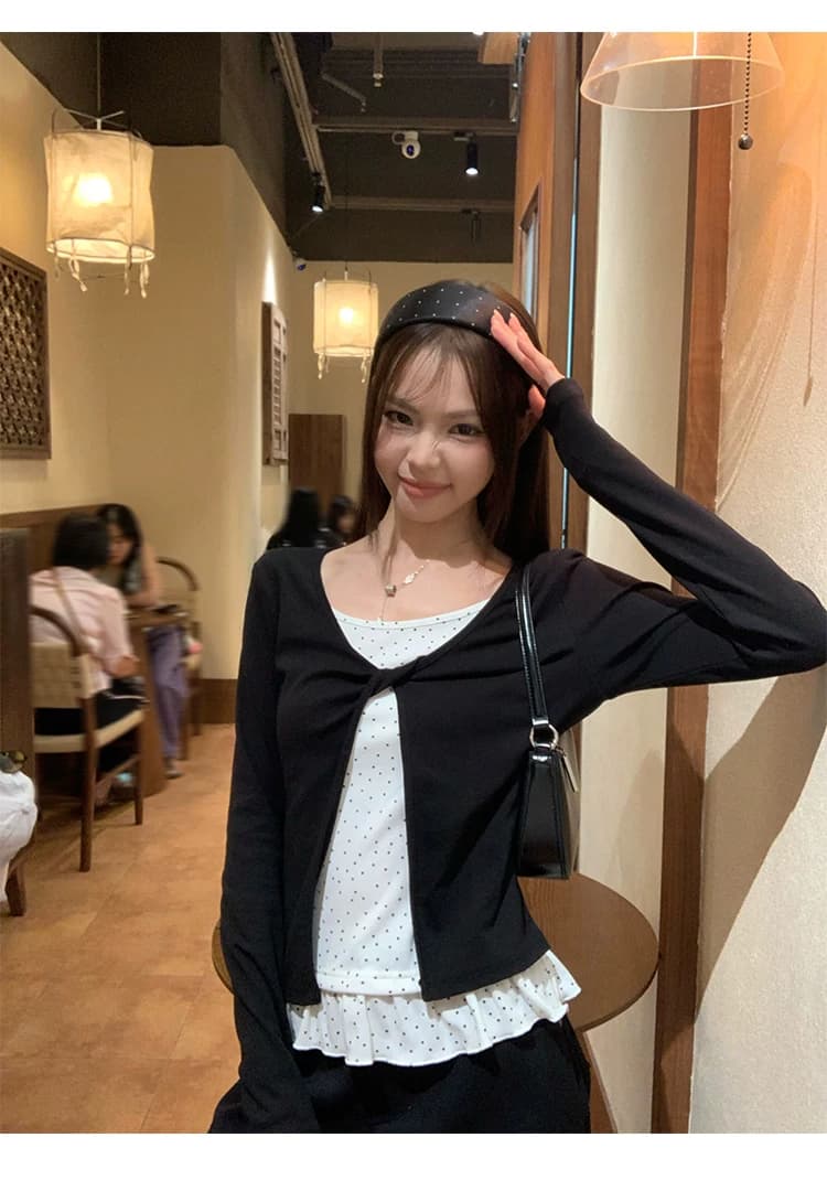 레이어드 V넥 긴소매 티셔츠 상세 이미지 8