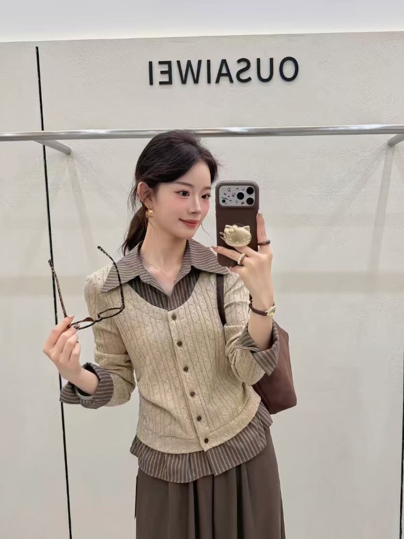 레이어드 셔츠 배색 꽈배기 니트 가디건 상세 이미지 14