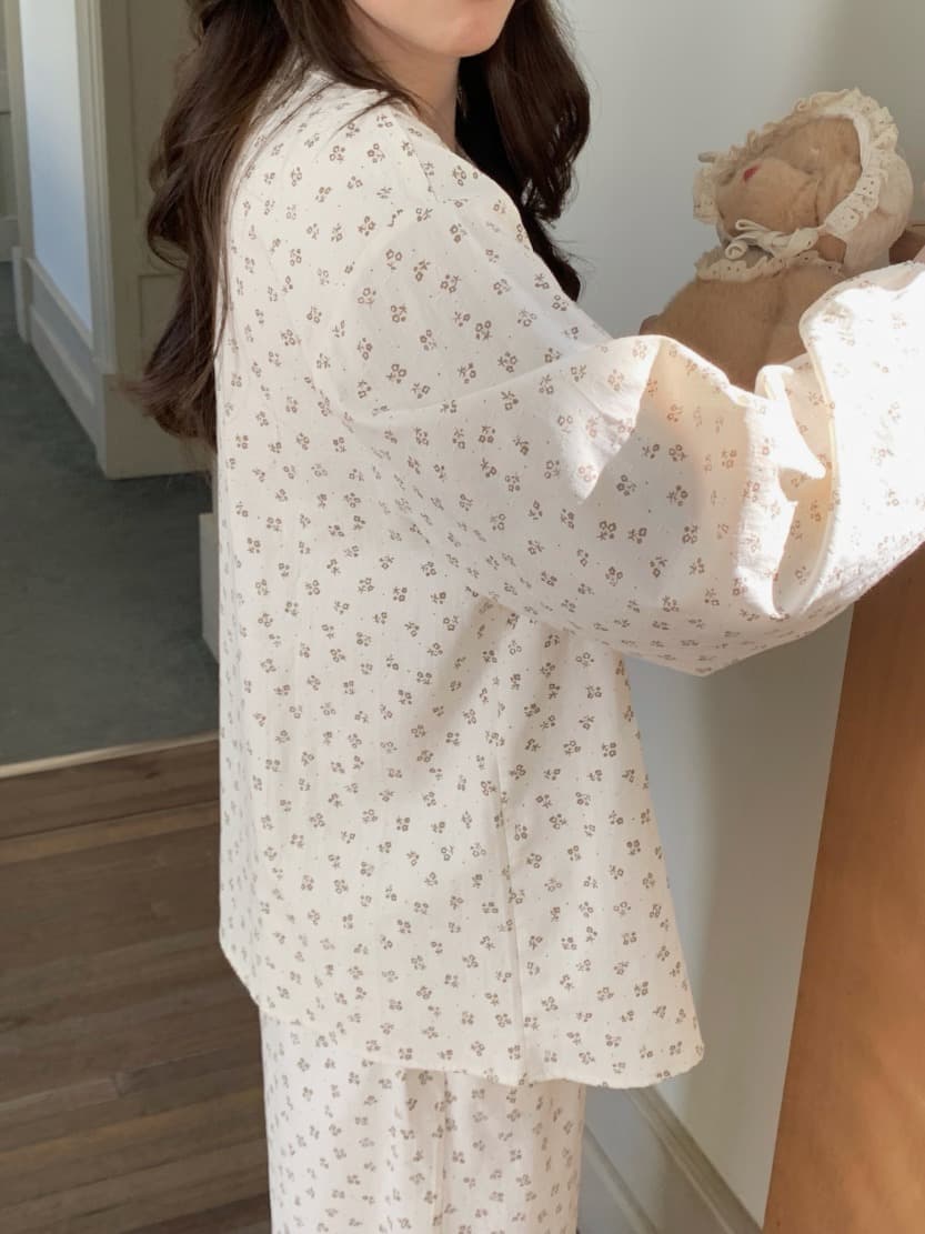 플라워 프릴 밴딩 소매 브이넥 긴팔 긴바지 파자마 세트 상세 이미지 5