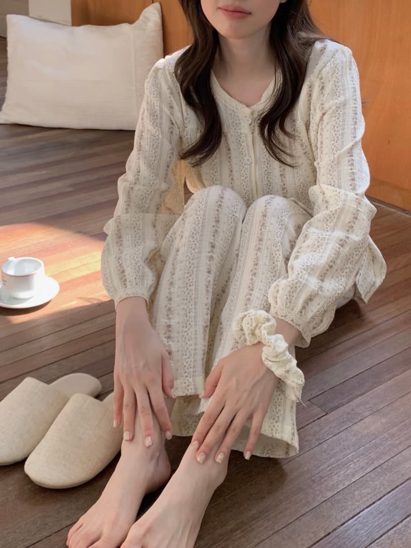 잔꽃 레이스 단추 긴팔 긴바지 홈웨어 헤어슈슈 세트 상세 이미지 6