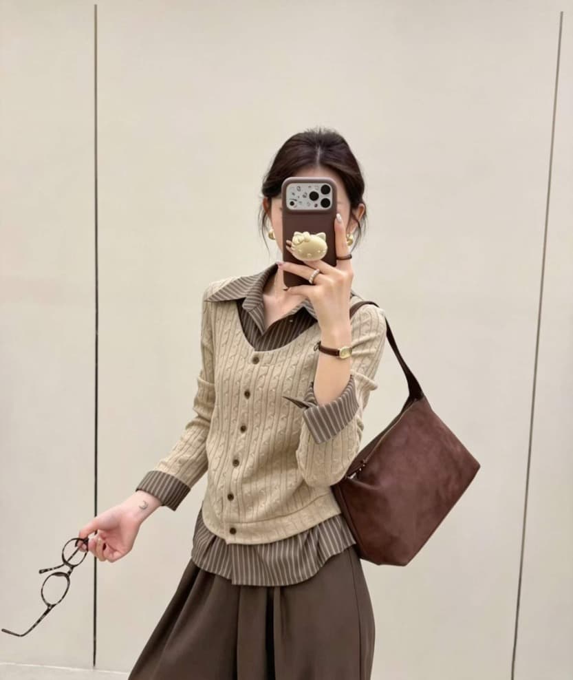 레이어드 셔츠 배색 꽈배기 니트 가디건 상세 이미지 7