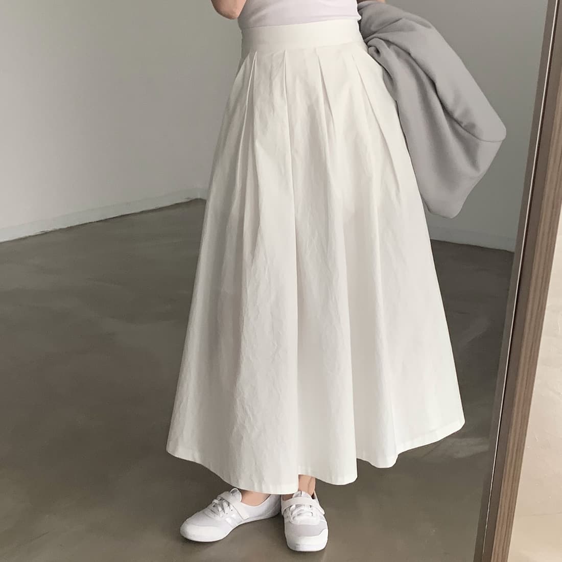 프리미엄 블랙 A라인 중장원피스 상세 이미지 18
