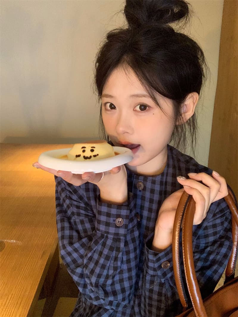 레트로 그레이 블루 체크 러플 원피스 상세 이미지 8