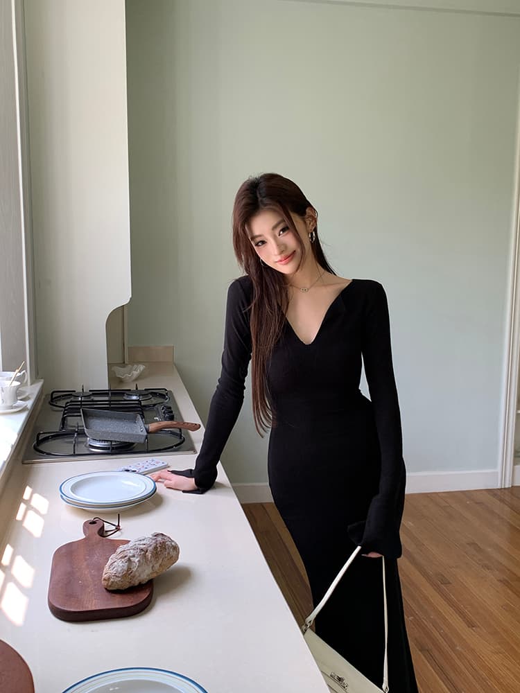 V넥 허리셔링 머메이드 롱 원피스 상세 이미지 7
