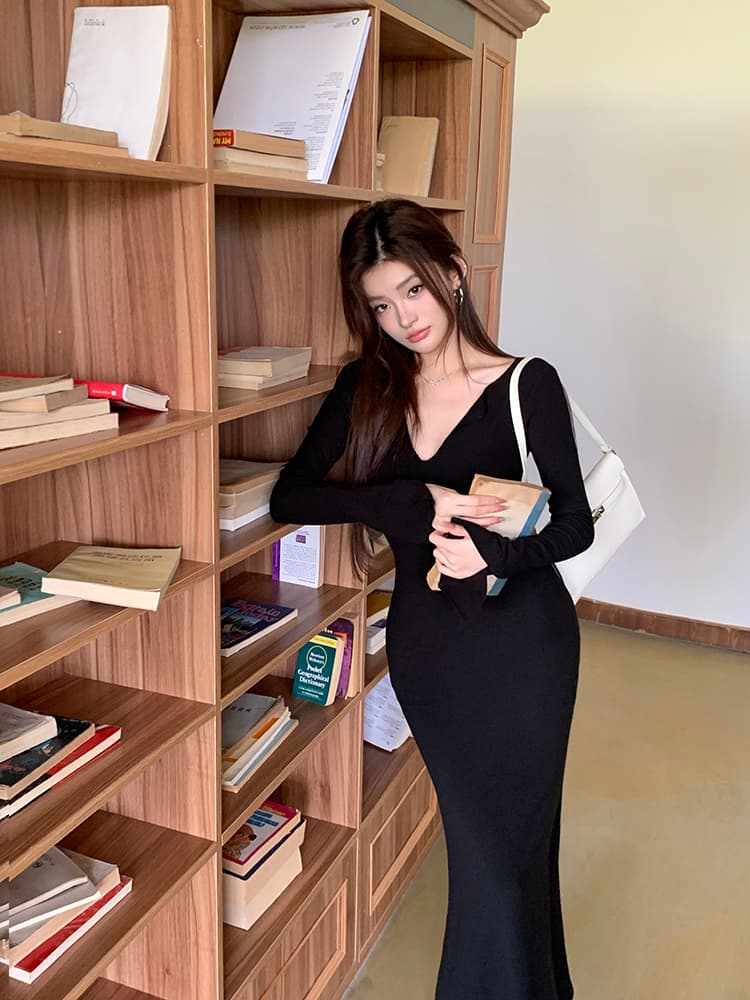 V넥 허리셔링 머메이드 롱 원피스 상세 이미지 15