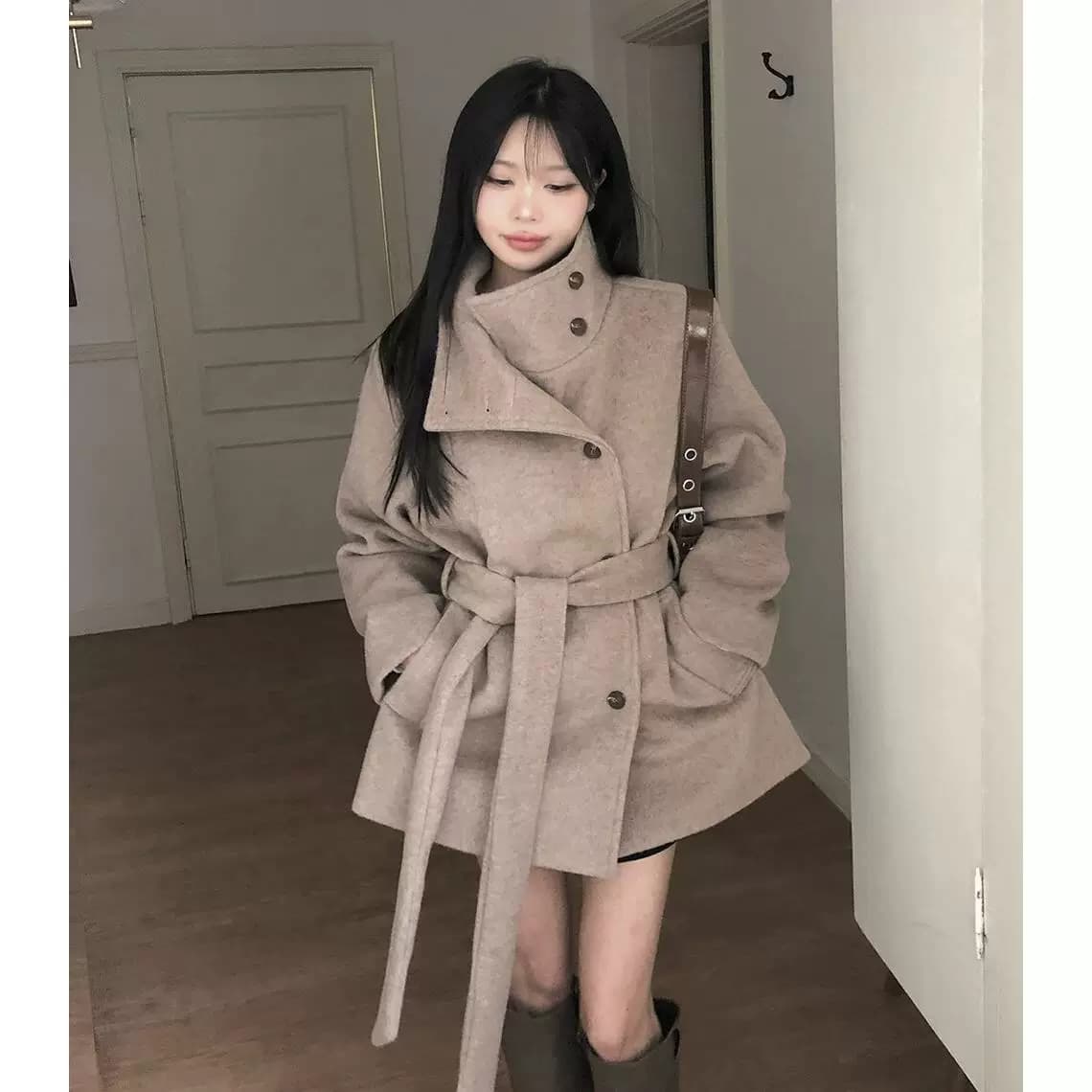 단색 스탠드 칼라 더블 버튼 미디 코트 (3color) 상세 이미지 1